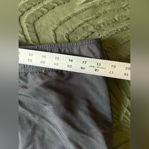 Patagonia men’s cargo shorts color gray size 36 waist - Picture 6 of 7